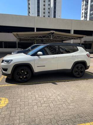 JEEP COMPASS 2.0 16V FLEX LONGITUDE AUTOMÁTICO